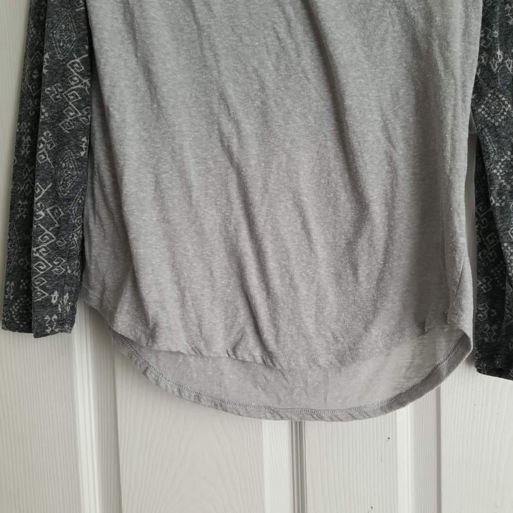 Aeropostale Women's Long Sleeve Shirt - Picture 10 of 11